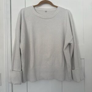 Elegant Cream Women's Crew Neck Sweater